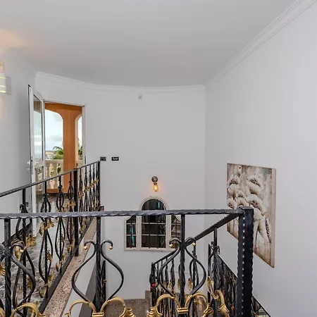 Luxurious Villa, 5 Bedrooms, Arguineguin,mogan Willa *