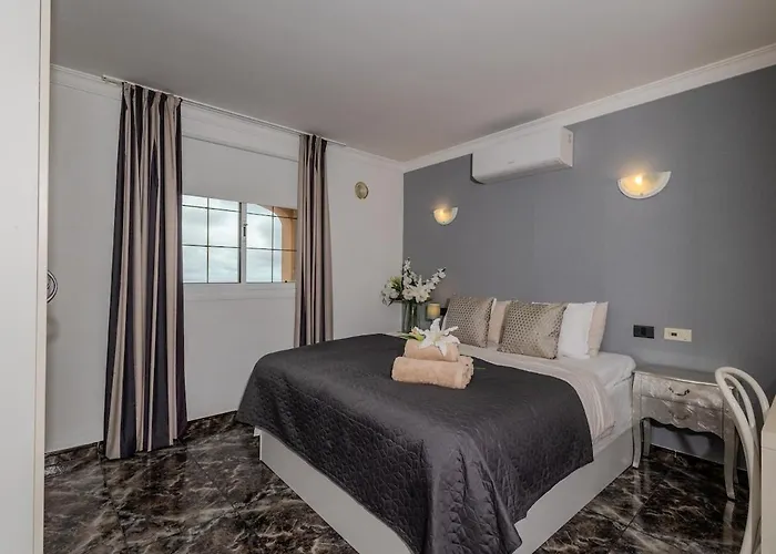 Vila Luxurious Villa, 5 Bedrooms, Arguineguin,mogan Mogán