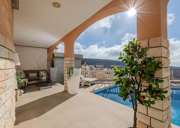 Luxurious Villa, 5 Bedrooms, Arguineguin,mogan